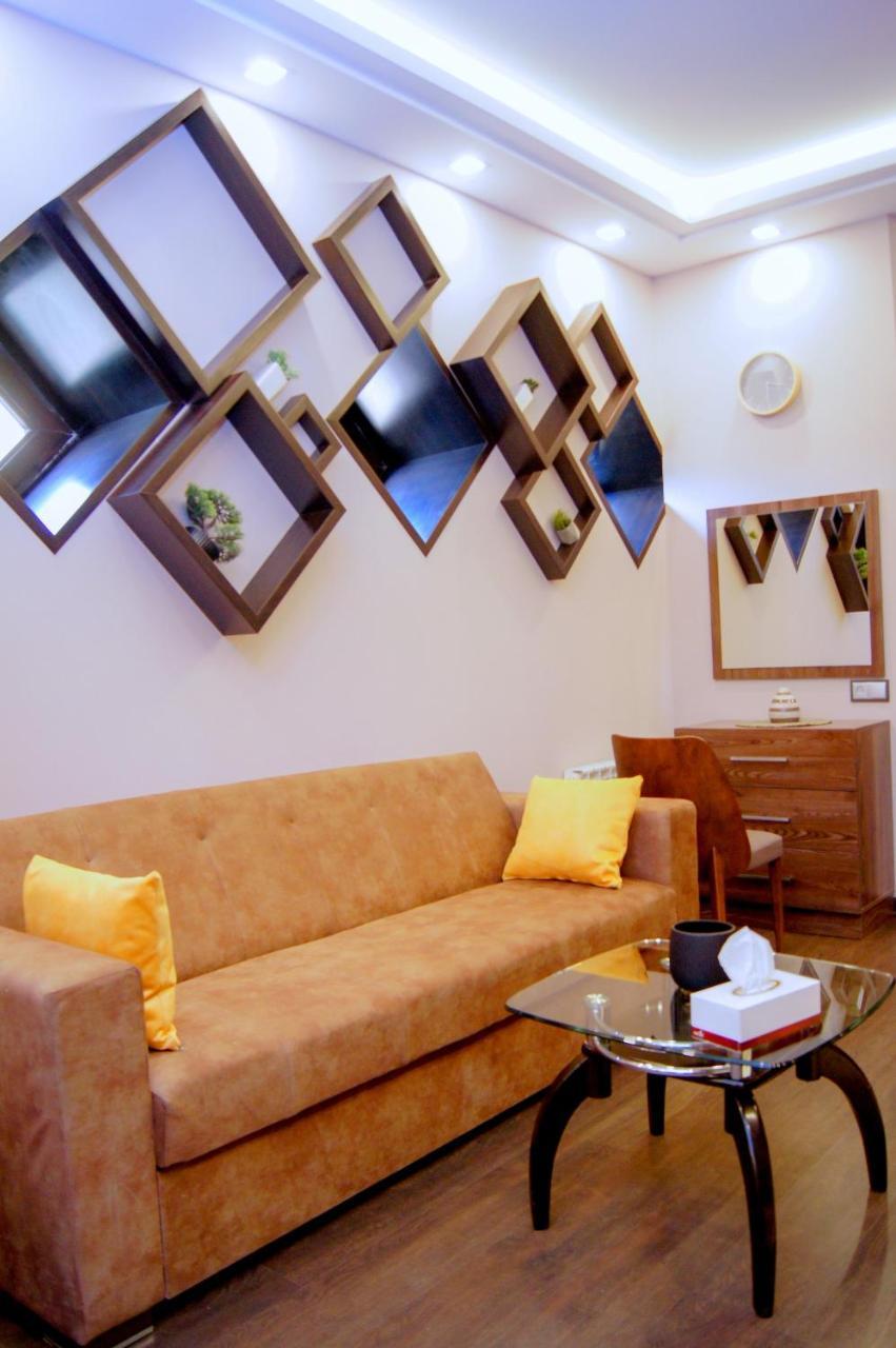 Moscow Boutique Hotel Jerevan Exteriör bild