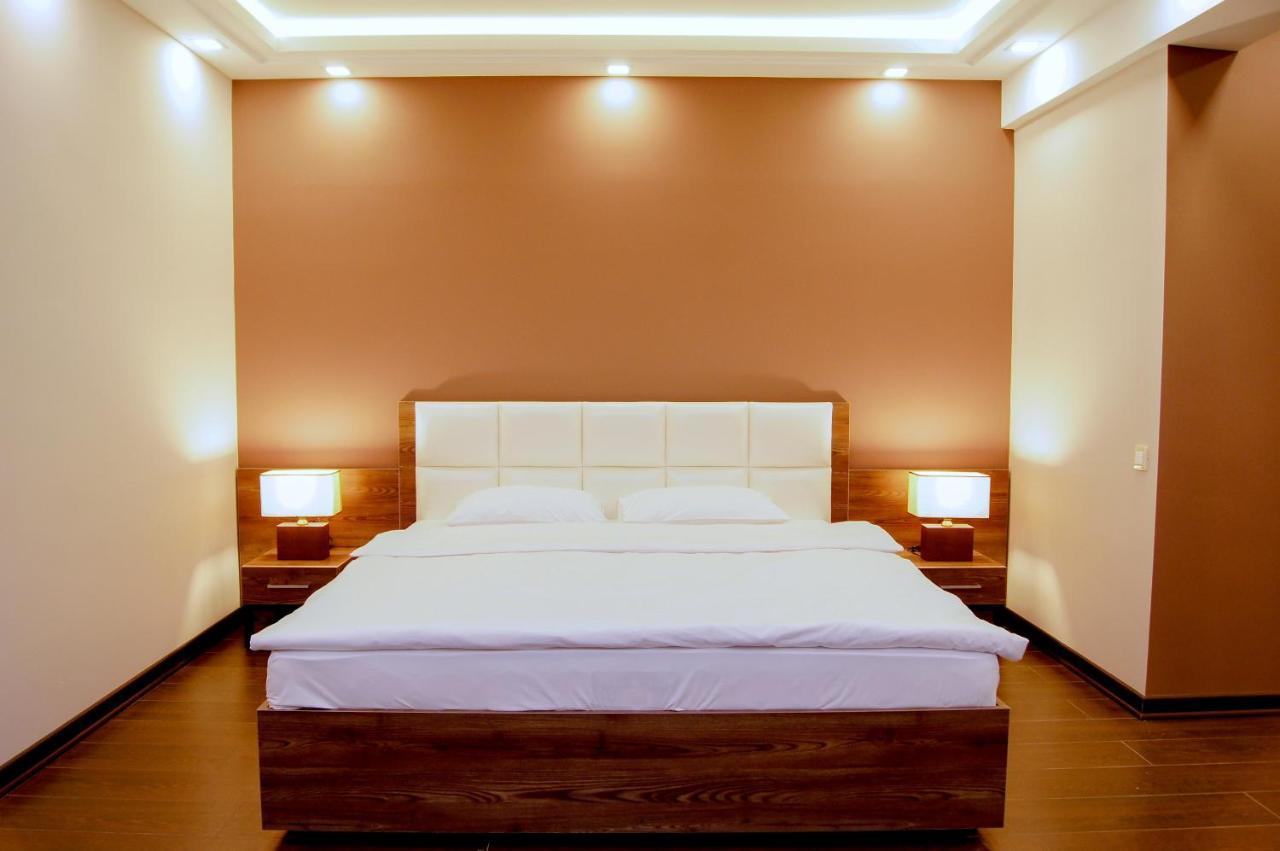 Moscow Boutique Hotel Jerevan Exteriör bild
