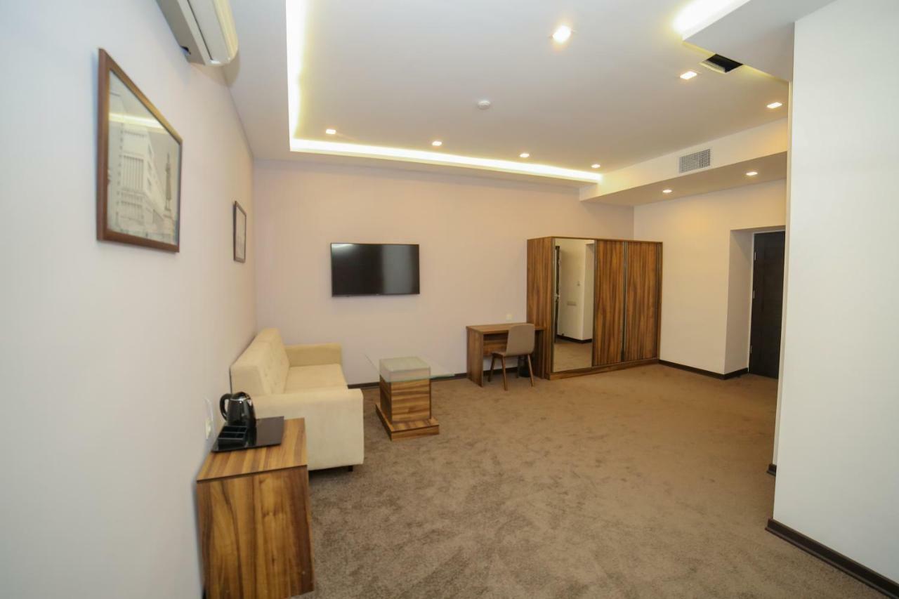 Moscow Boutique Hotel Jerevan Exteriör bild