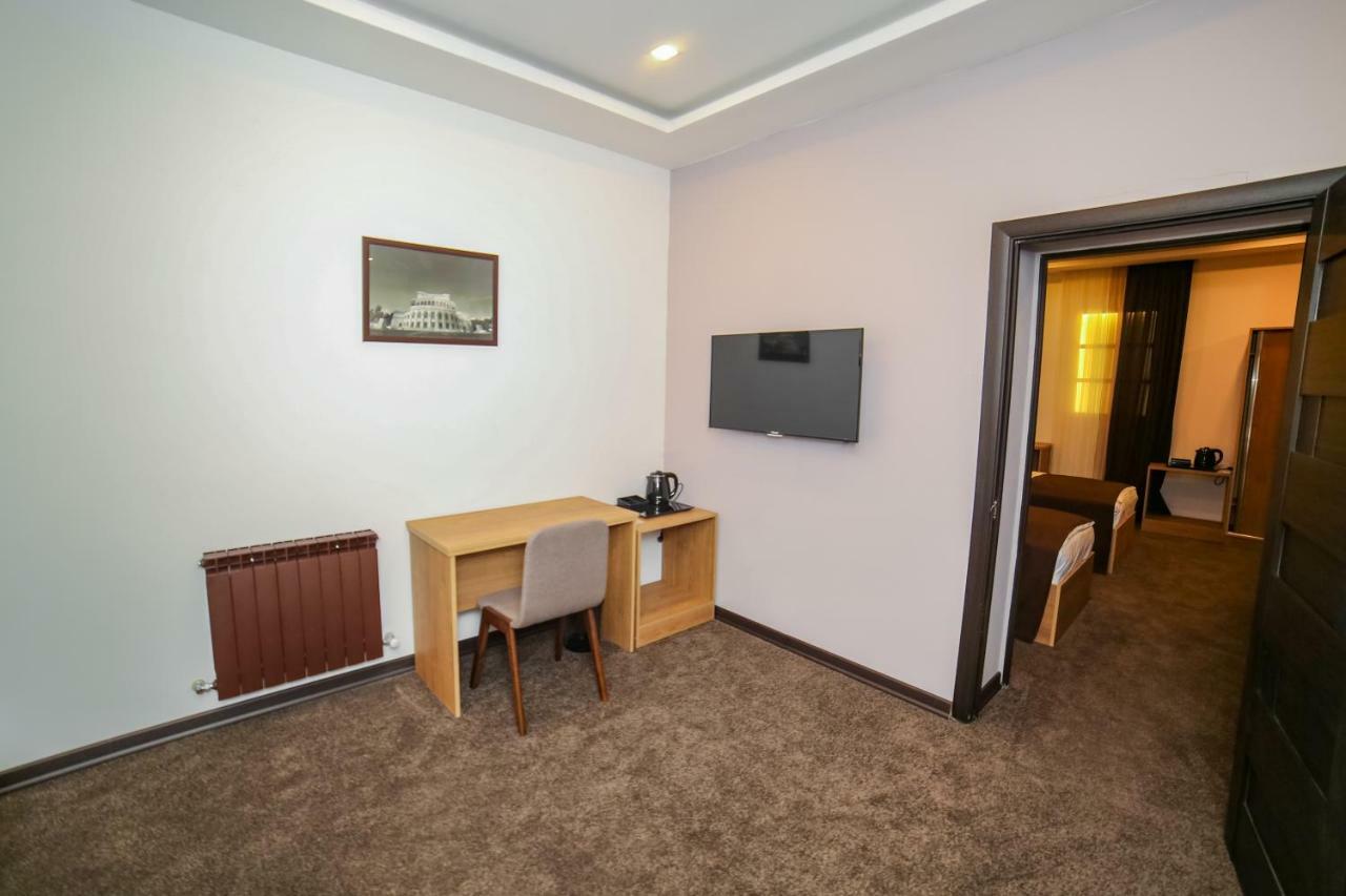 Moscow Boutique Hotel Jerevan Exteriör bild