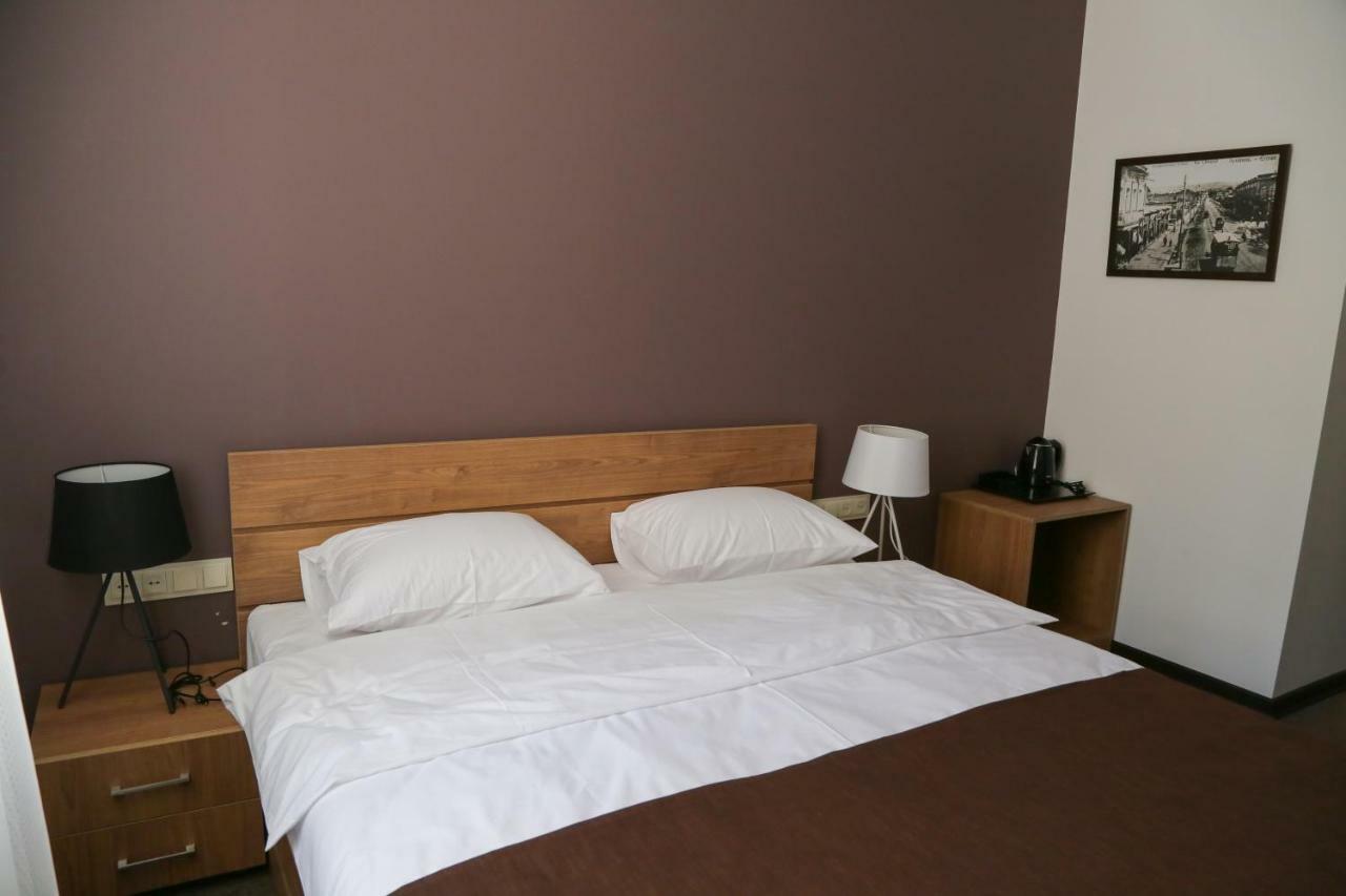 Moscow Boutique Hotel Jerevan Exteriör bild