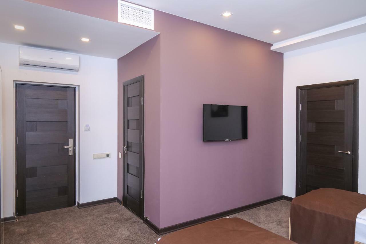 Moscow Boutique Hotel Jerevan Exteriör bild