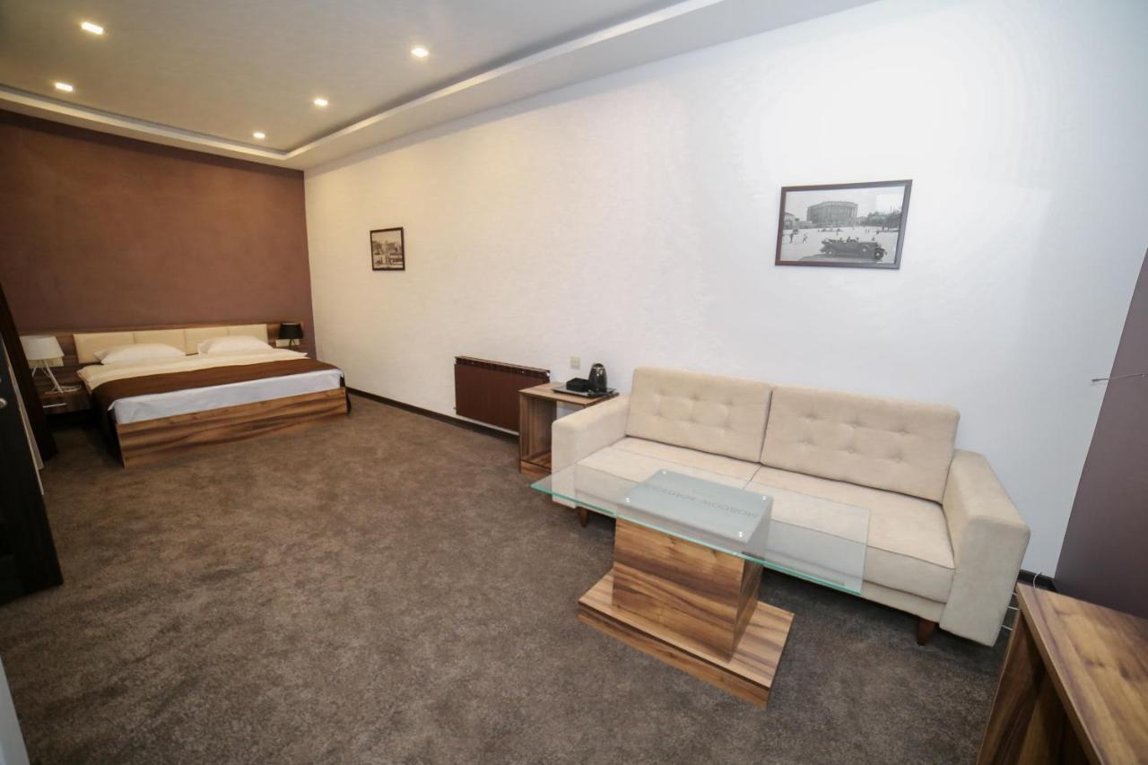 Moscow Boutique Hotel Jerevan Exteriör bild